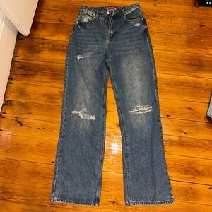 Edikted medium wash jeans
